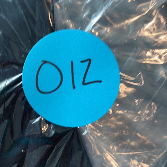 Friends The Tv Television Show Long Sleeve Black Cropped Tee Shirt Size Xsmall - Picture 9 of 9